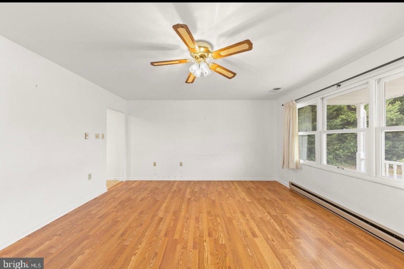 Building Photo - 363 Crim Dr