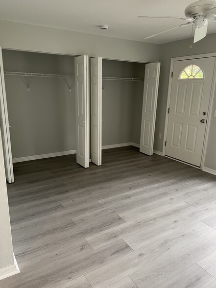 Building Photo - 10331 Kidron Ave