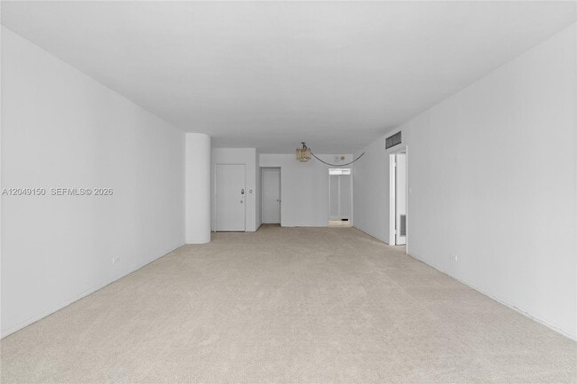 Building Photo - 5005 Collins Ave