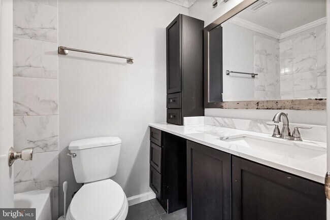 Building Photo - 10322 Castlehedge Terrace