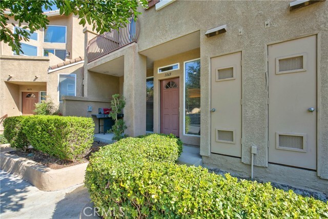 Building Photo - 1069 S Positano Ave