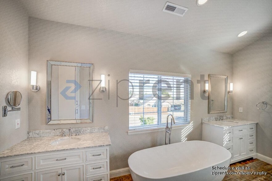 Building Photo - 3514 Oeste Ln