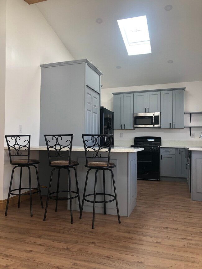 Building Photo - 8802 Kittyhawk Ave