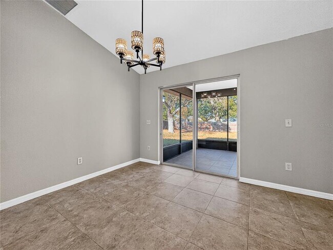 Building Photo - 14309 Golden View Dr