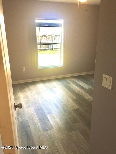 Building Photo - 2033 Gloria Cir