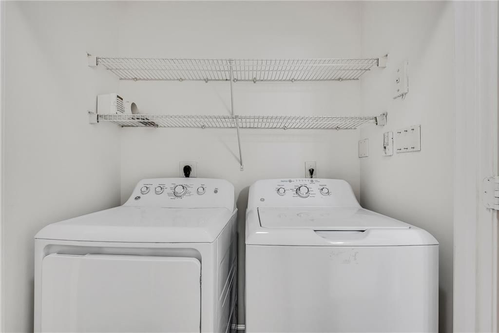 Building Photo - 821 Ralph McGill Blvd NE