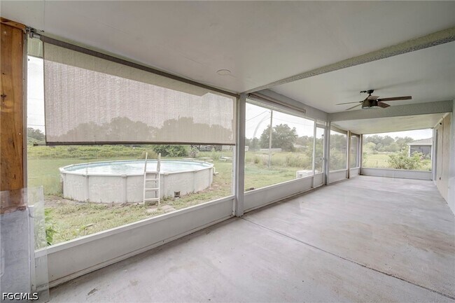 Building Photo - 1414 Louis Ave