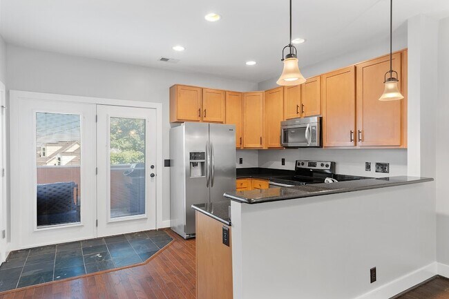 Building Photo - 2316 Zermatt Ave