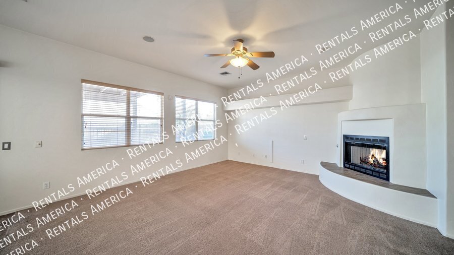 Building Photo - 76 N Desert Stream Dr