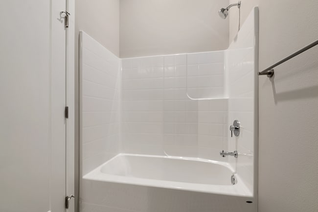 Building Photo - Modern 2-Bedroom Townhome in Kenmore Balbirnie Park