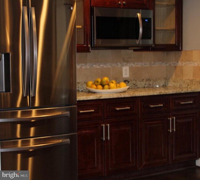 Building Photo - 3808 Delano St