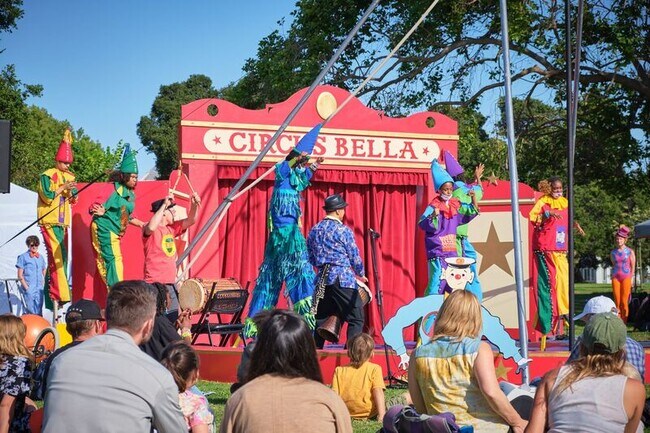 Building Photo - 1058 18th St