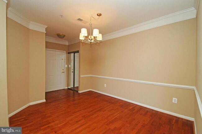 Building Photo - 12185 Abington Hall Pl