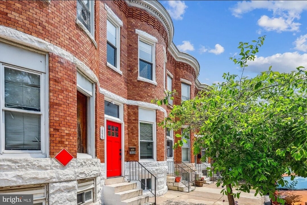 Building Photo - 1820 Walbrook Ave