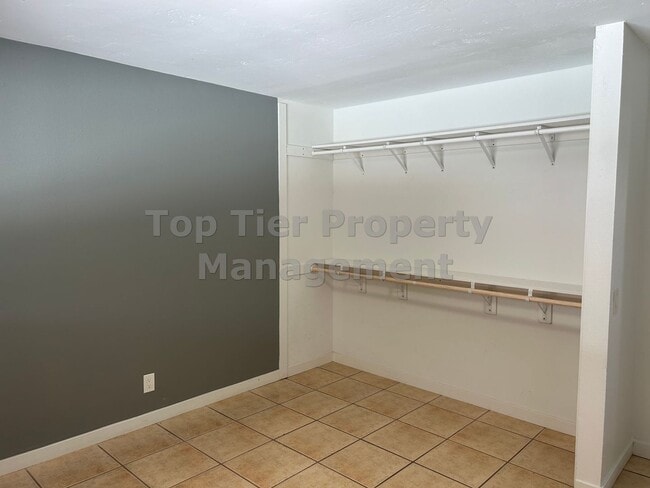 Building Photo - ***Charming 2 bed / 1 bath House in Oceans...