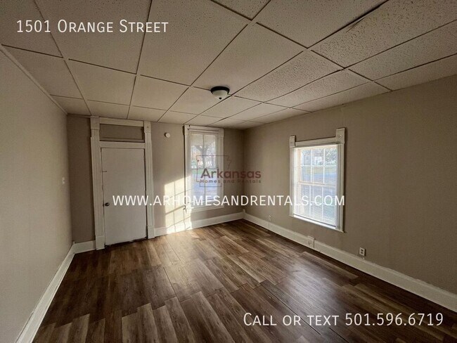 Building Photo - 1501 Orange Street-