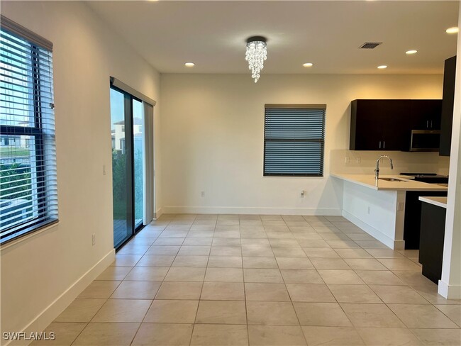 Building Photo - 5653 Cerva Ln