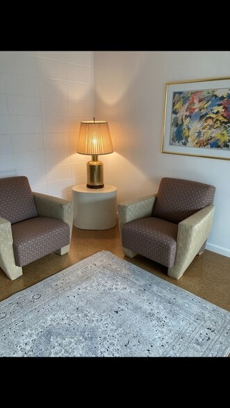 Building Photo - Carrollton Manor Apartments