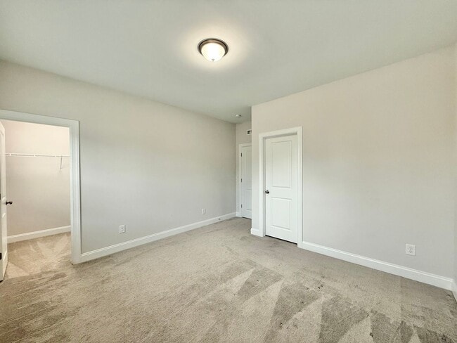 Building Photo - Incredible 4BD, 3BA Raleigh Home in the De...