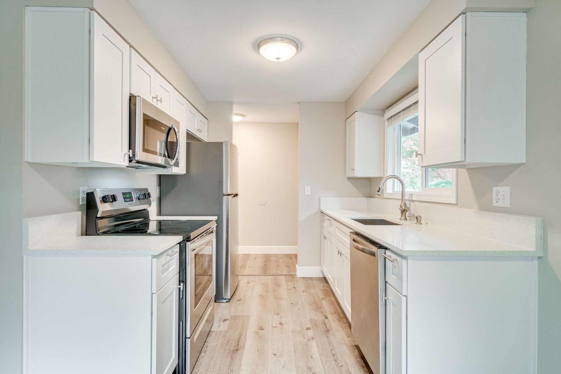 Kitchen - 20901 SE Morrison St