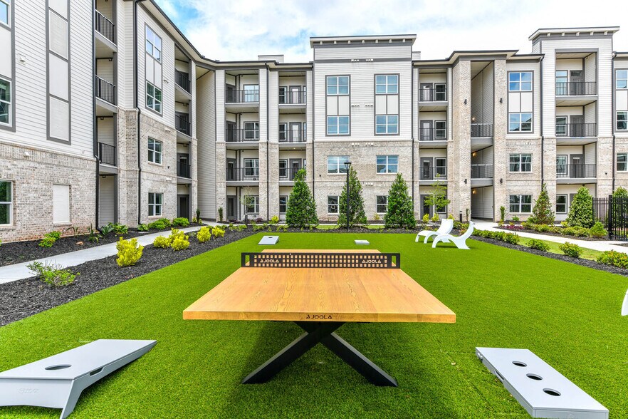 Somerset Apartments 1245 Towne Centre Village Dr Mcdonough GA 30253