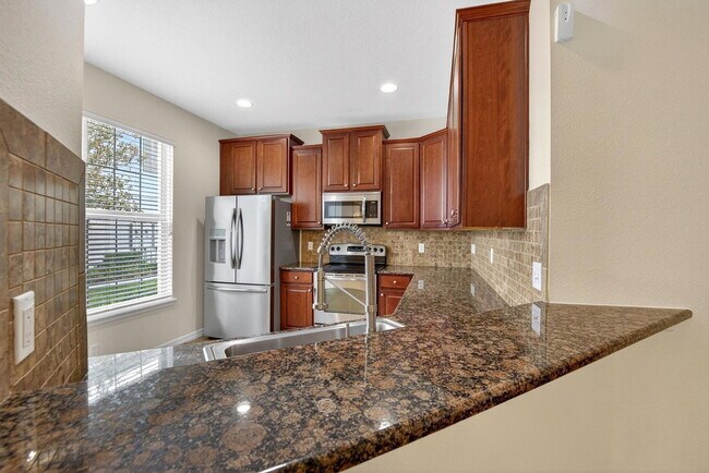Building Photo - 714 Ashentree Dr