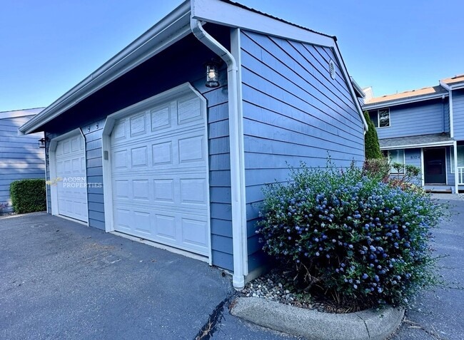 Building Photo - 31080 State Rte 20