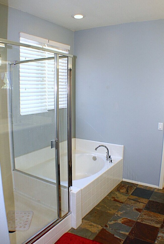 Building Photo - Stunning Temecula Home with Full Solar and...