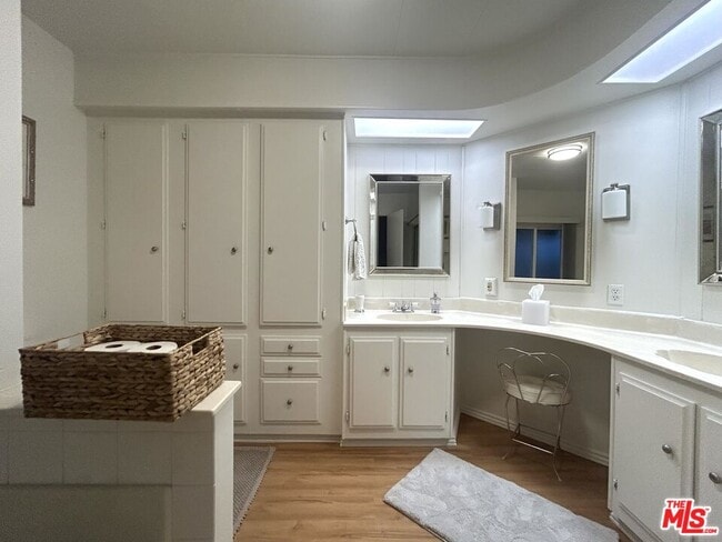 Building Photo - 74584 Nevada Cir E