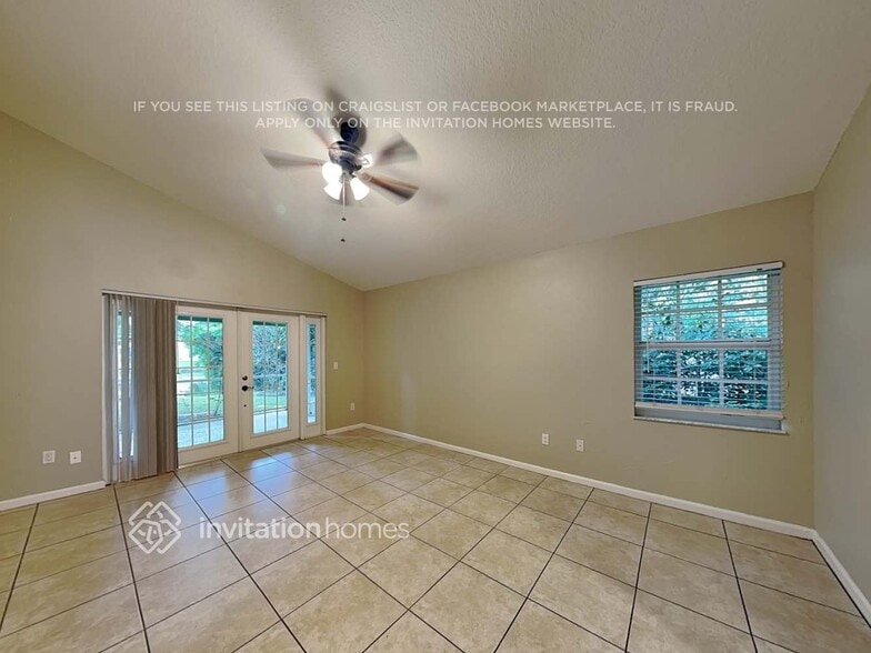 Building Photo - 2293 Stonegate Dr
