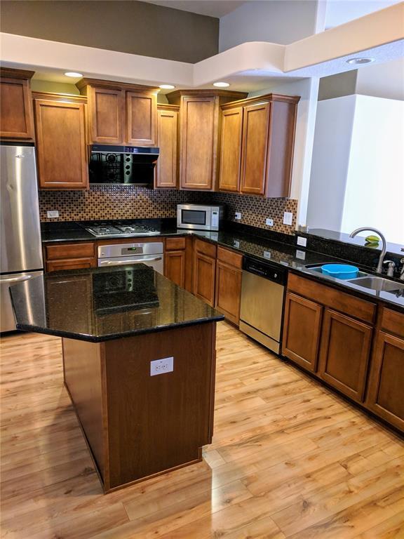 Building Photo - 3303 Marble Crest Dr