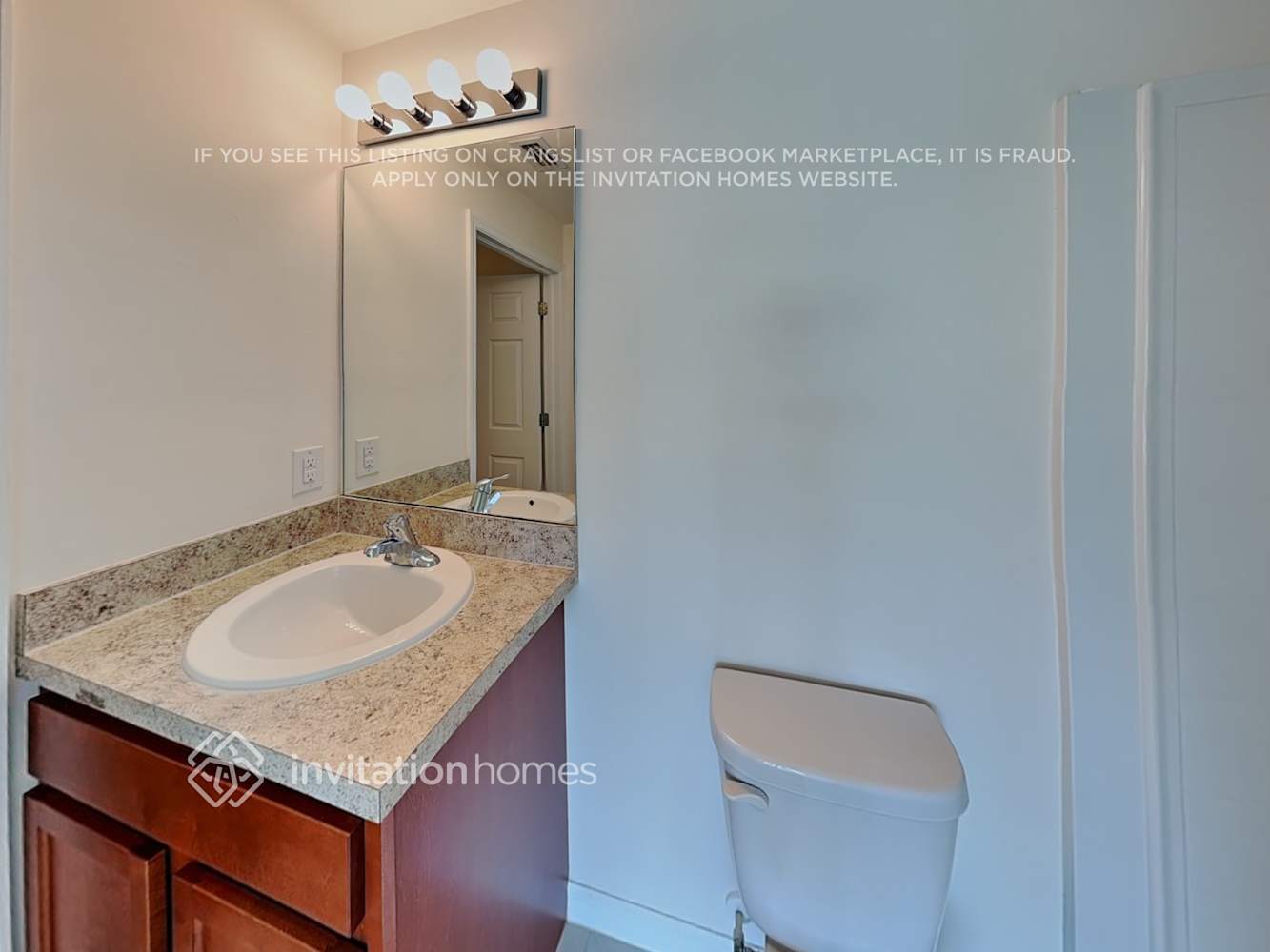 Building Photo - 3298 Acapulco Cir