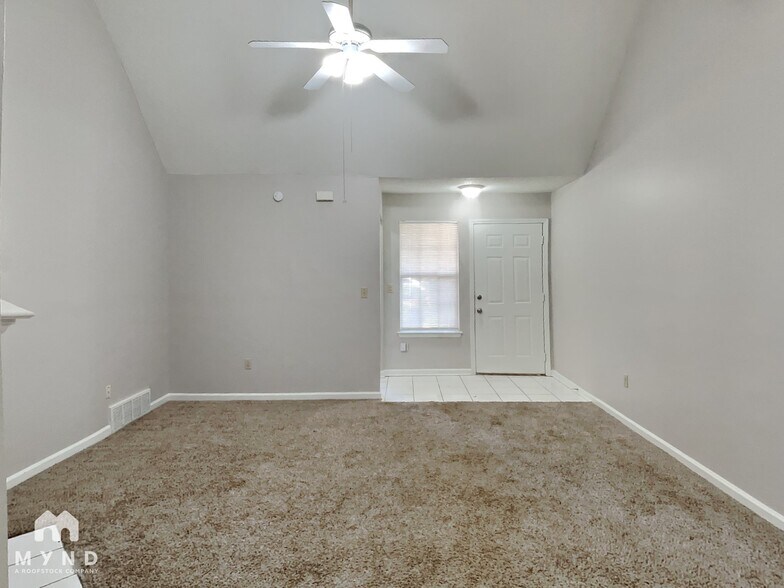 Building Photo - 7833 Shadowland Cove