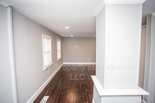 Building Photo - 220 S Church St