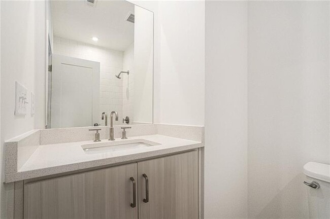 Building Photo - 1823 Gotham Ln NE