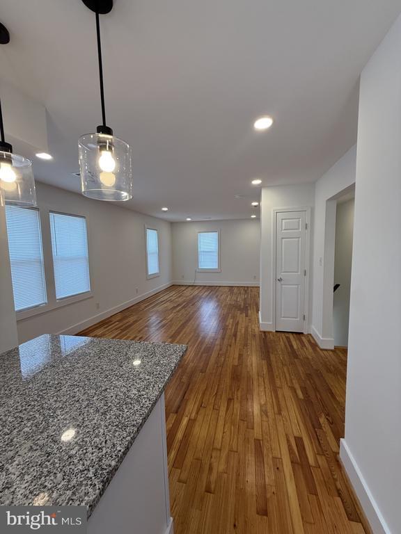 Building Photo - 618 Wolfe St