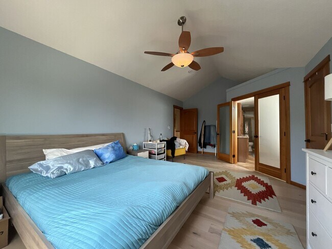 Building Photo - Bright and Open 4 Bedroom Cedar Mill Home with Vaulted Ceilings, Skylights & Multiple Living Areas