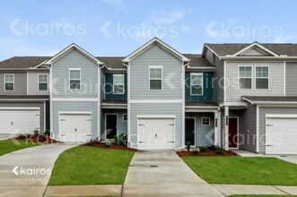 Building Photo - 202 Long Is Dr