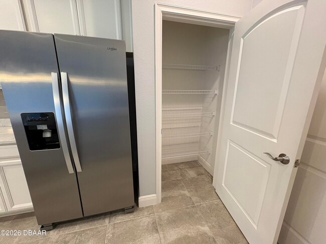Building Photo - 5644 Estero Loop