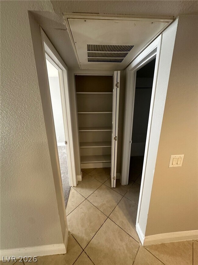 Building Photo - 4200 S Valley View Blvd