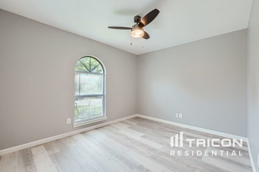 Building Photo - 11662 Kilkirk Ln