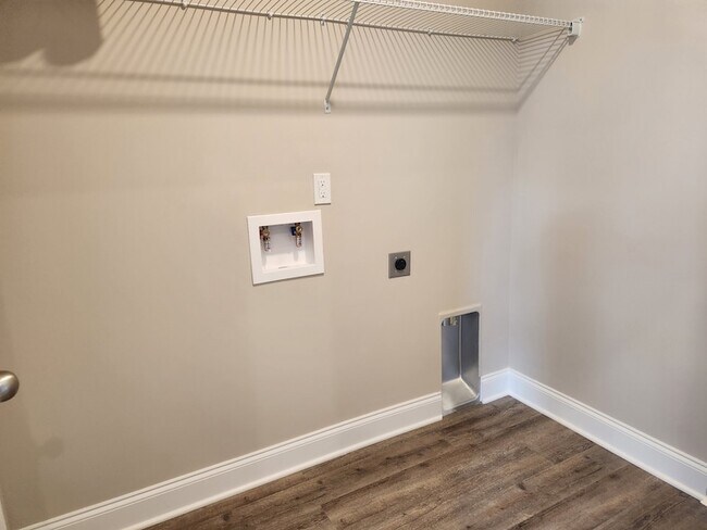 Building Photo - 2853 Vly Farms Dr