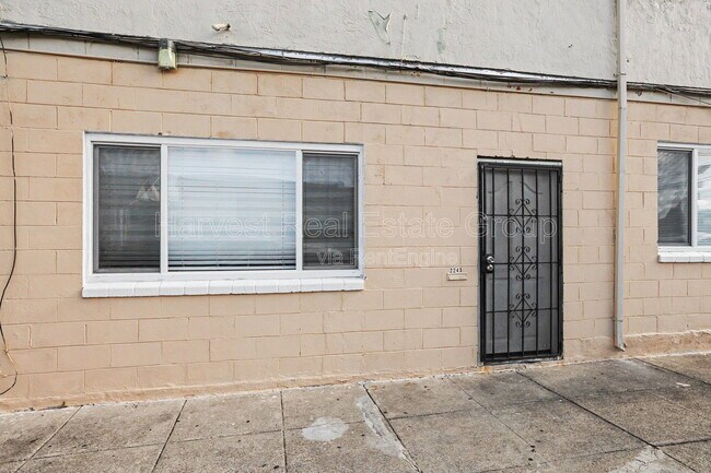 Building Photo - 1247 23rd St