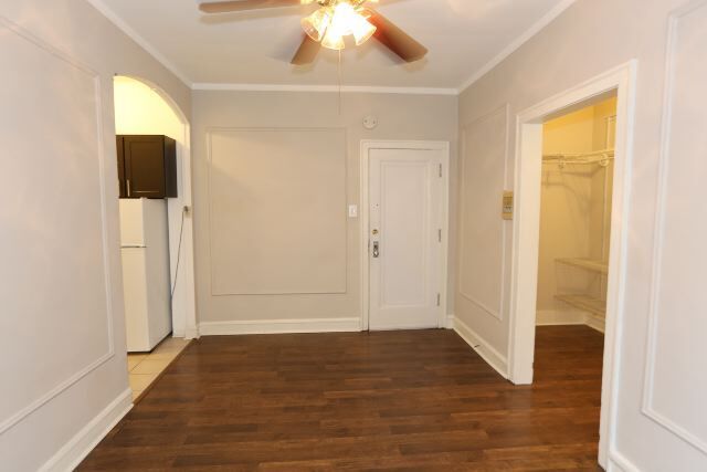 Building Photo - 2849 N Burling St