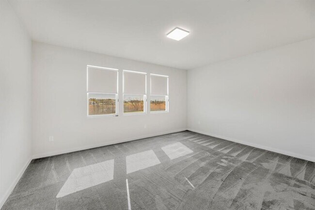 Building Photo - 15101 Casbah Dr