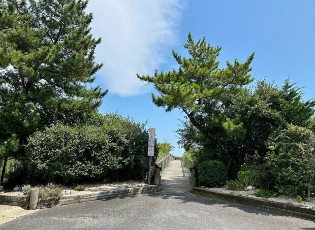 Building Photo - 4901 Harbor Beach Blvd