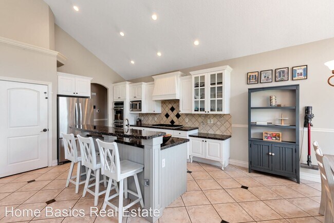 Building Photo - 6 br, 4.5 bath House - 9947 N Yorkshire Ct