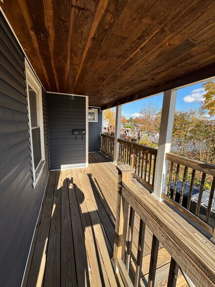 Building Photo - 5 Concord Terrace