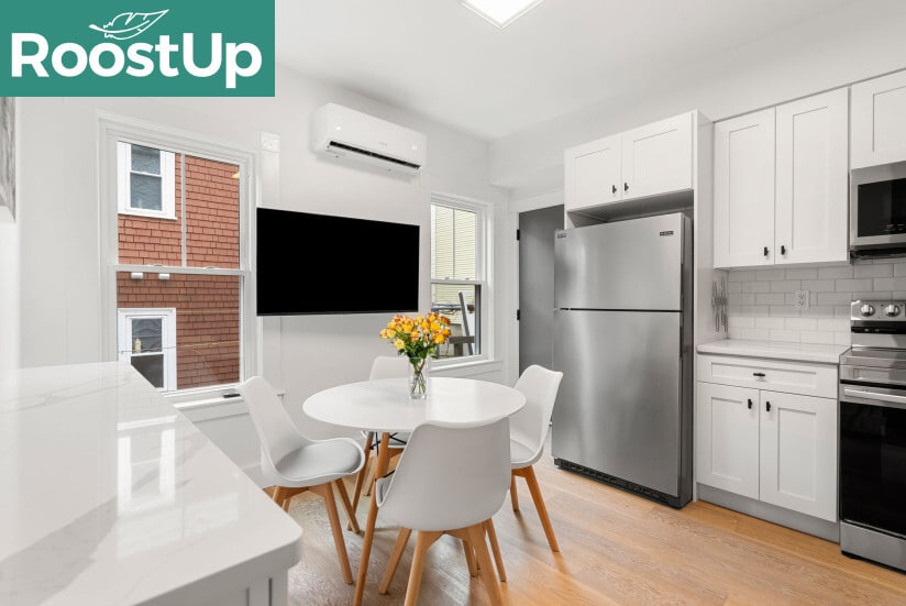 Building Photo - Furnished Bedroom with Private Ensuite Bath in Brighton!