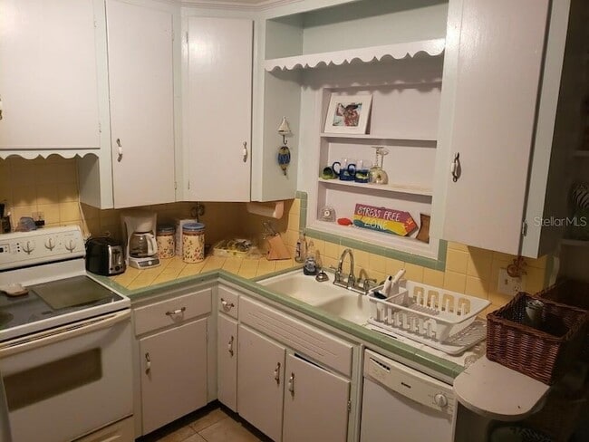 Building Photo - 2609 47th St S